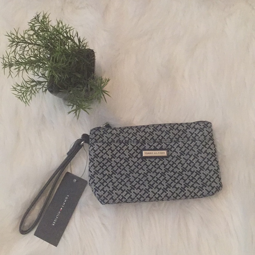 Tommy Hilfiger Wristlet
